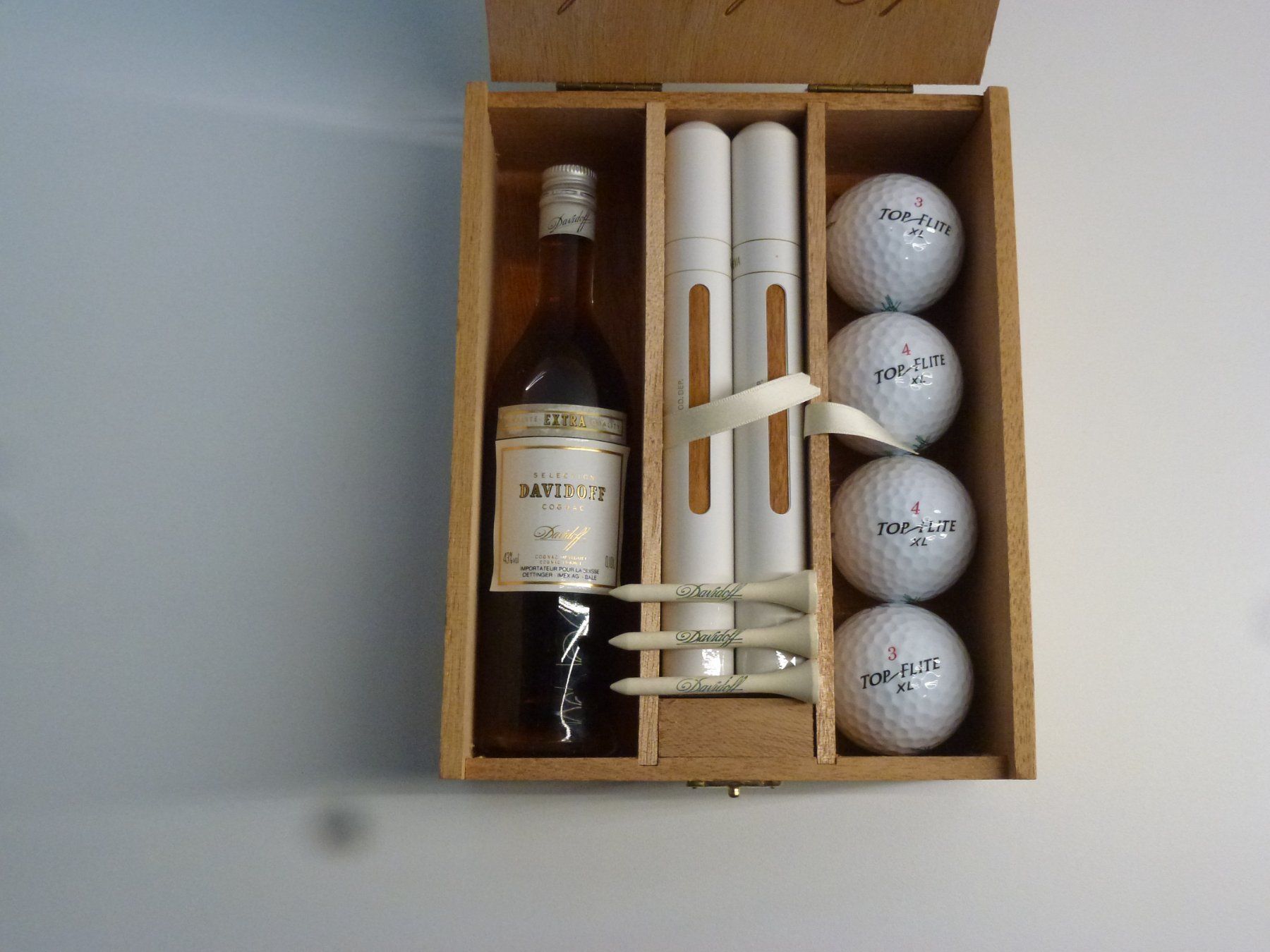 Mazze & Set: Davidoff Golf Geschenkset/Feuerzeug, Konvolut – Nuovo e nell'imballaggio originale da Winkel venduto da wipendi 1