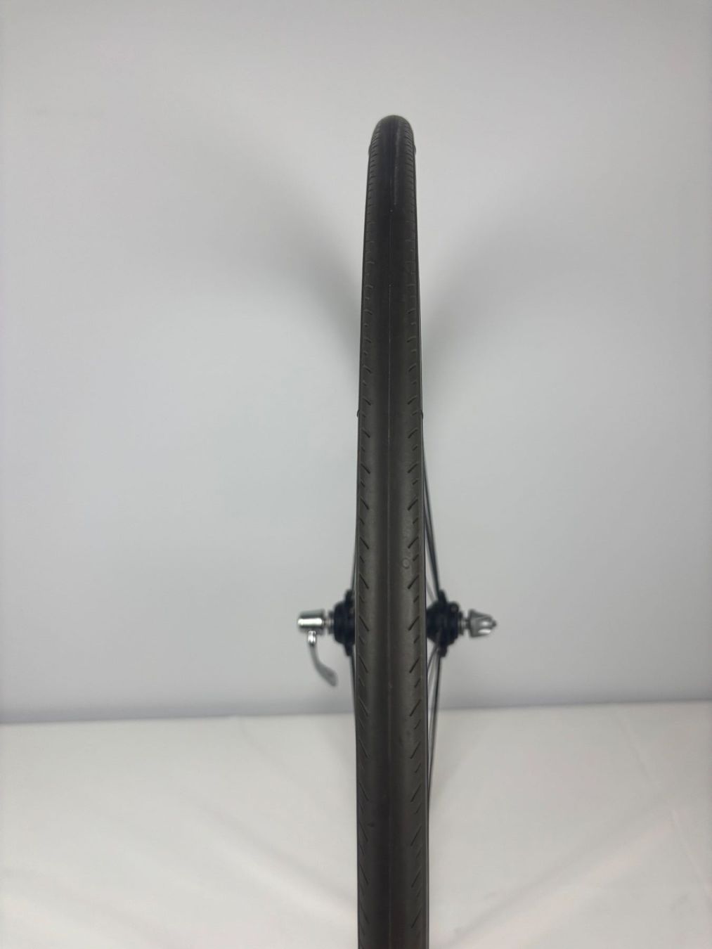 Campagnolo Pneumatici & Ruote complete: Fahrrad Renn Rad – Usato da Wettingen venduto da Wendemarket 7