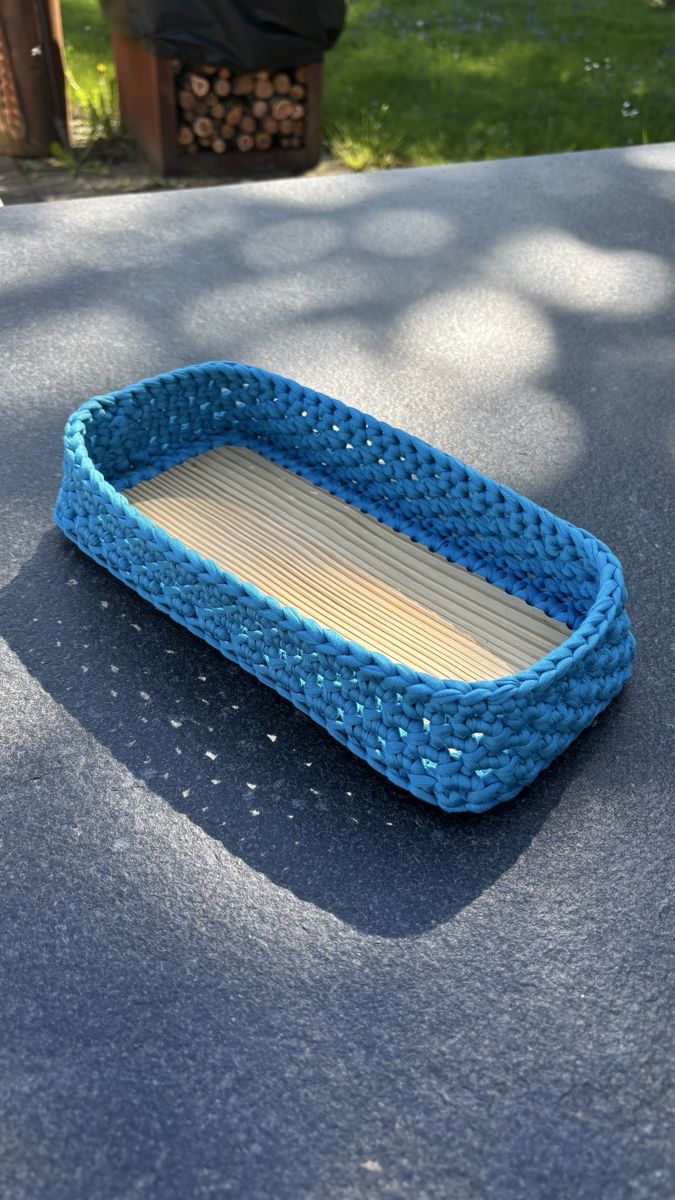 Altro per la casa: Edler Designer-Häkelkorb mit echtem Altholz-Boden – Nuovo (secondo la descrizione) da Bichwil venduto da VintaCraftStudio 5