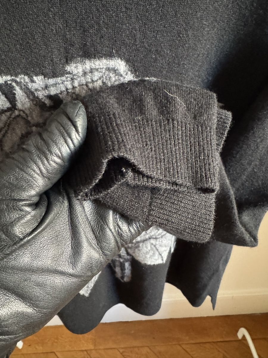 Pulls & Sweat-shirts: Valentino Pullover Grösse M – Neuf (Voir description) à Versoix par Bazanchiklovalova 5