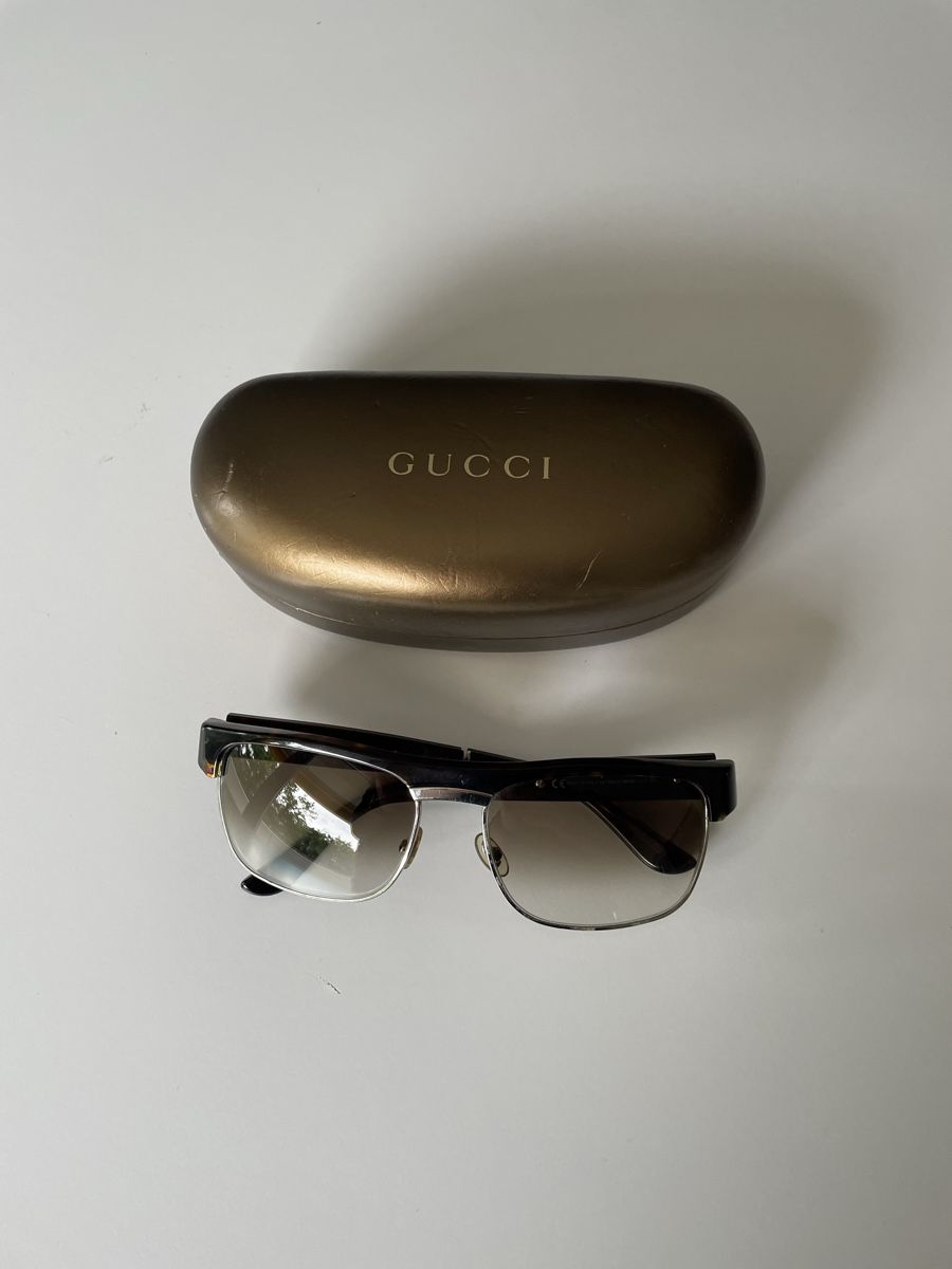 Gucci Occhiali & Lenti: Lunettes de soleil Gucci  – Nuovo (secondo la descrizione) da Genève venduto da rom_8nwv 1