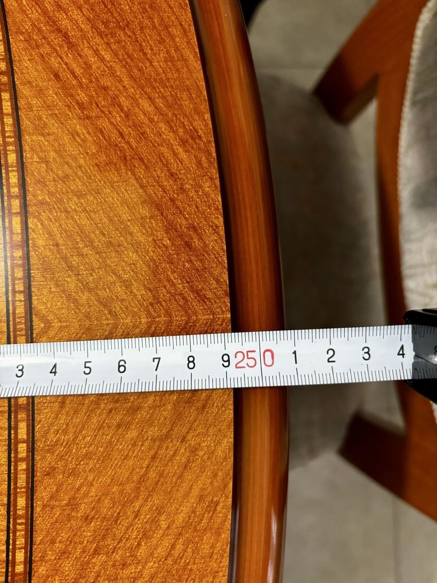 Tavoli: EDEL Baumnuss Massiv Holz Tisch – Usato da Dottikon venduto da Alles-meine 7