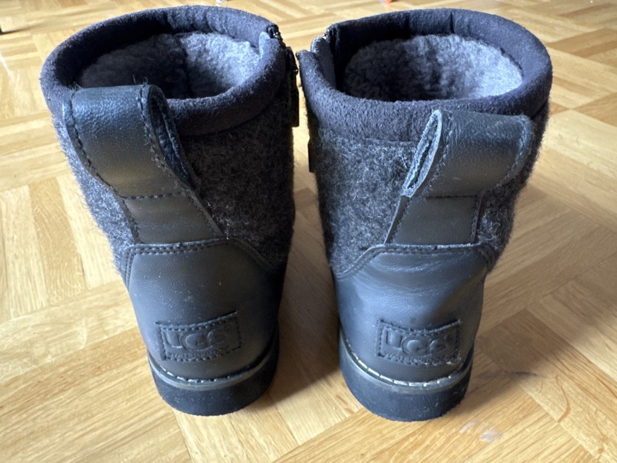 Ugg Schuhe für Jungen: UGG Boots, Grösse 33, Winterstiefel – Gebraucht aus Kilchberg ZH von Von_dutch 4