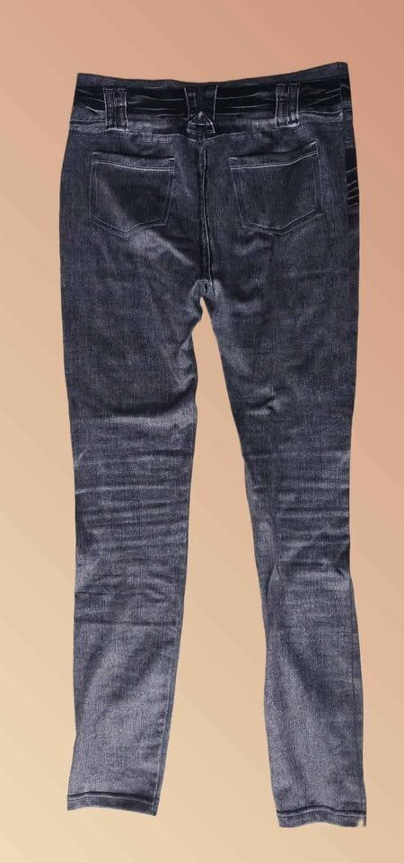 Leggings: Warme Leggings Jeansoptik – Nuovo (secondo la descrizione) da Aarburg venduto da Hystoria 1
