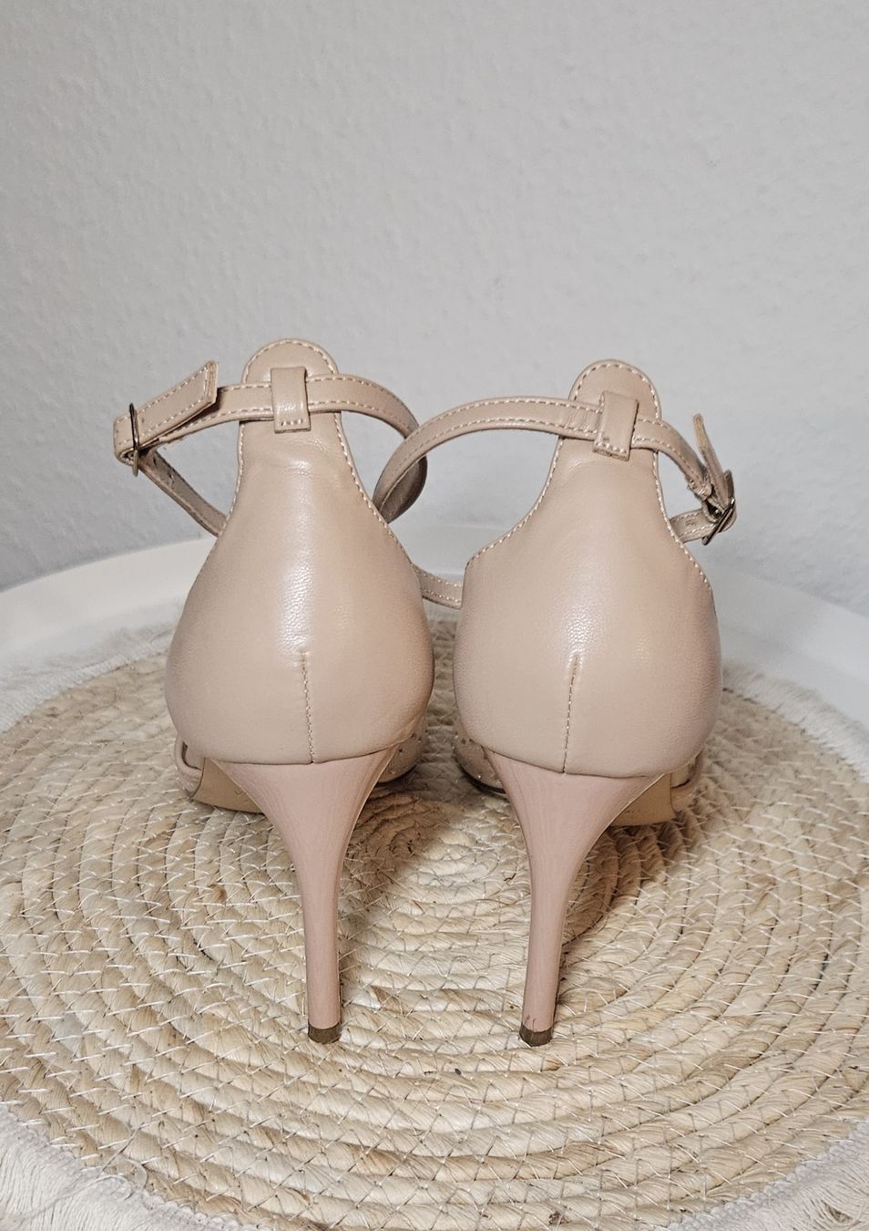 Scarpe da donna: Escarpins beige avec strass  – Nuovo (secondo la descrizione) da Nyon venduto da nay_y72c 3
