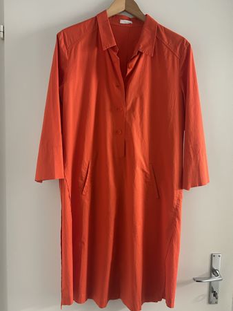 Sehr hübsches Kleid von Riani
