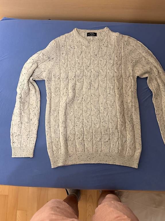 Pullover & Sweatshirts: Bershka Jumper – Gebraucht aus Ascona von GioeleS