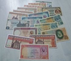 Lot ++ 17 alte Banknoten aus Ägypten
