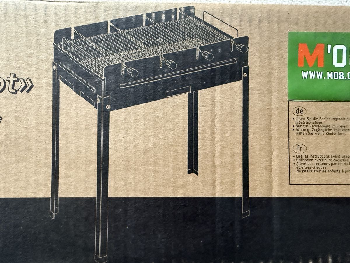 Griglie: Holzkohle Grill Tischfussball Grill – Nuovo (secondo la descrizione) da Gunzwil venduto da Tschiggi2004 2