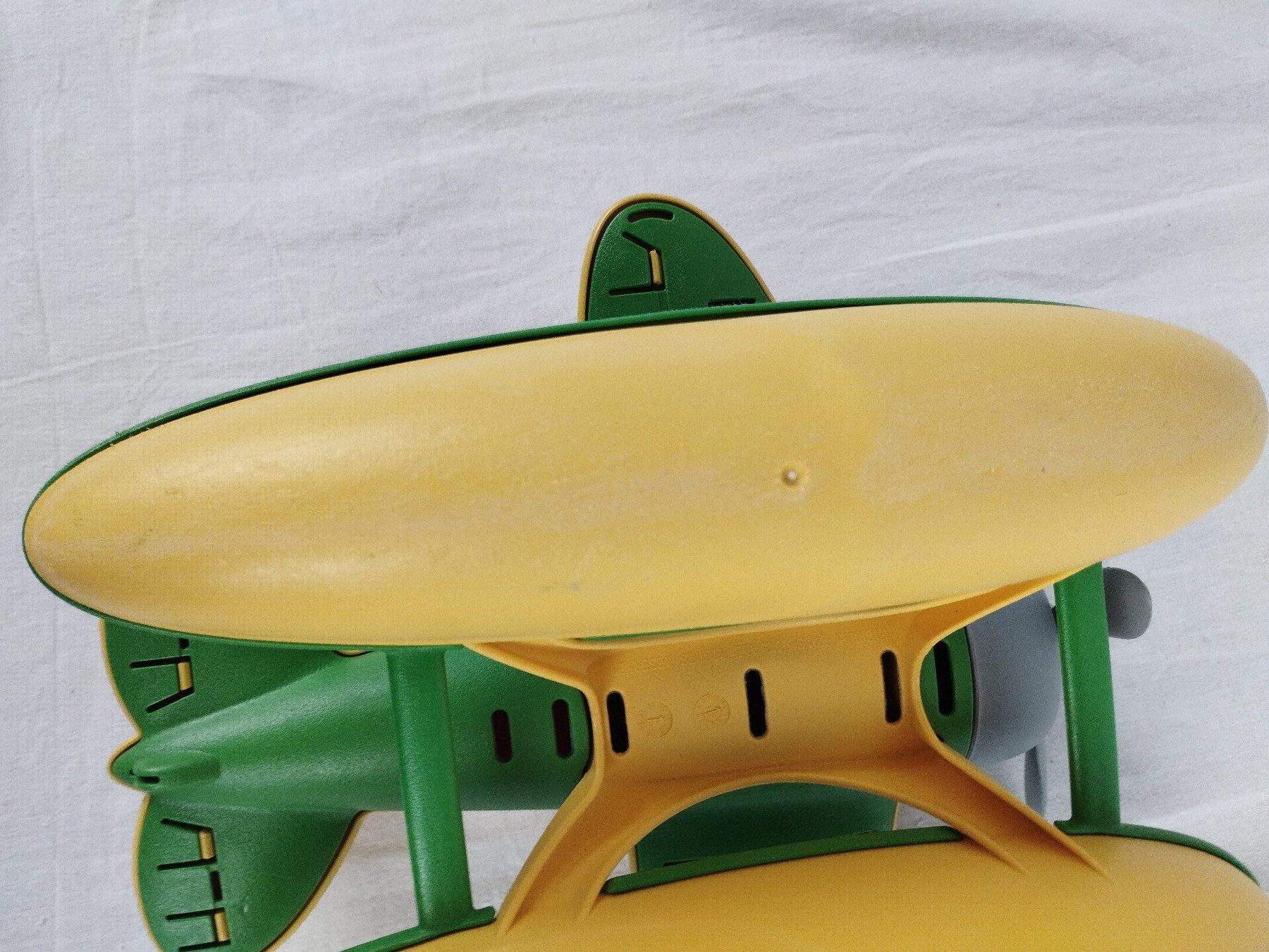Spielzeuge: GREENTOYS Wasserflugzeug gelb – Gebraucht aus Schübelbach von Restwert_Schubelbach 6