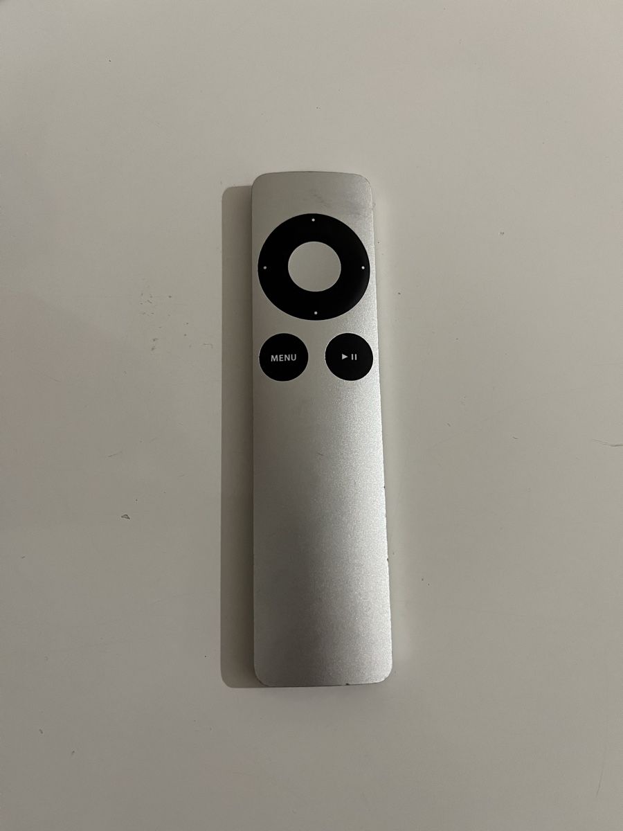Apple Fernbedienungen: Télécommande Apple Remote – Gebraucht aus Petit-Lancy von Hpk_tbk