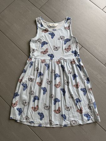Kleid Grösse 134/140