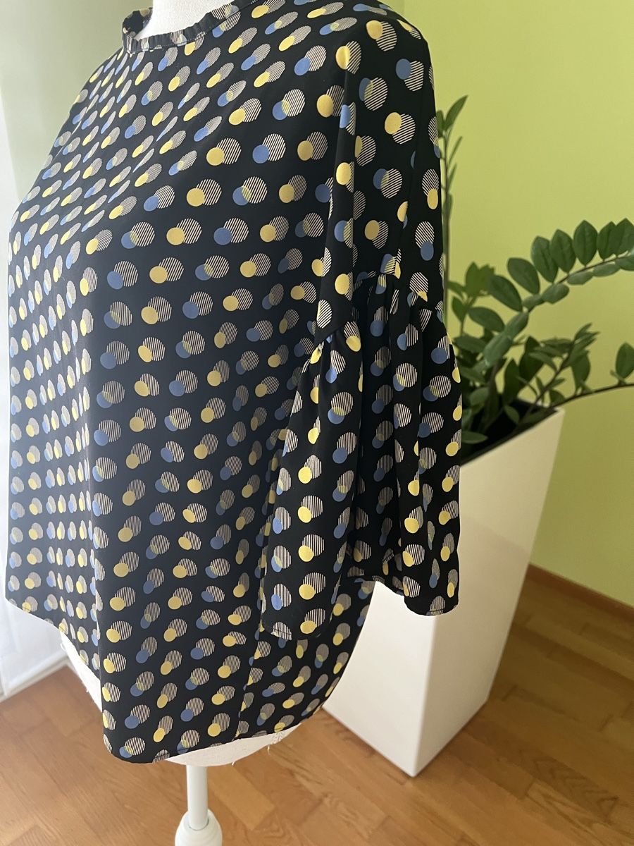 Camicette: Schöne Bluse mit Details Gr. 40 – Usato da Ebikon venduto da happynat 4