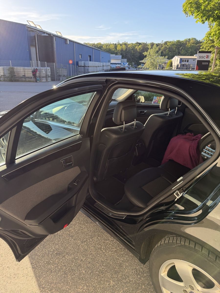 Mercedes-Benz Automobili: Mercedes E220 CDI – Usato da Rorschacherberg venduto da dan_m6qj 8