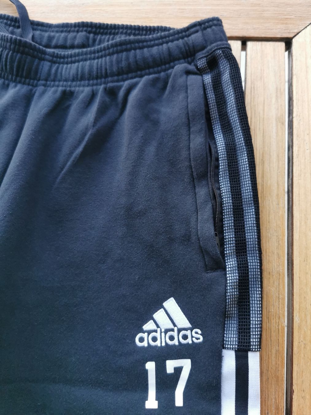 Adidas Maillots de corps & Pantalons: Original Adidas GCZ Trainer – D'occasion à Weiningen ZH par angebot05 4