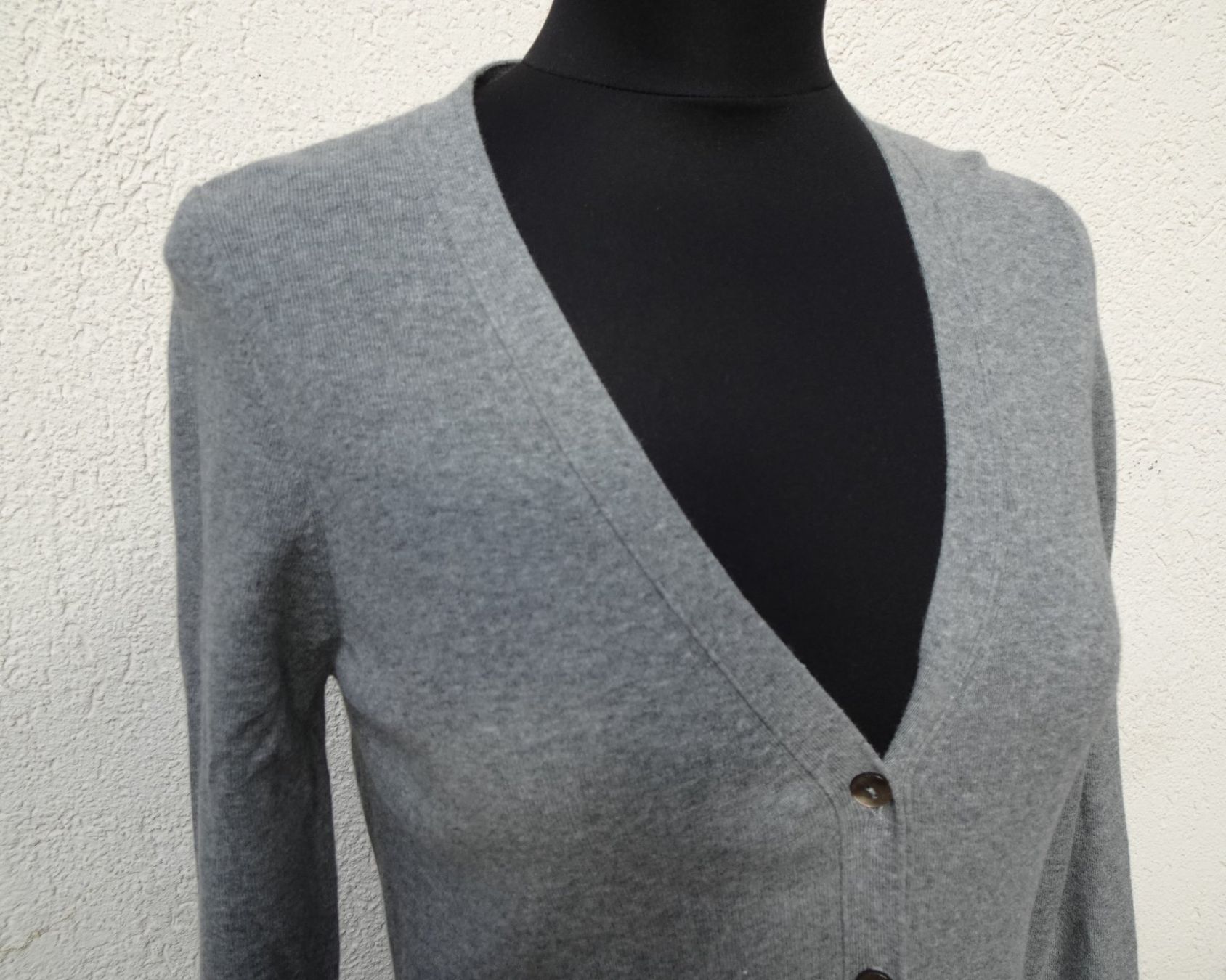 Repeat Giacche: Repeat Strickjacke lang grau Gr. S 38 – Usato da Winterthur venduto da blumeblau77 1