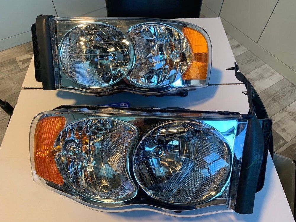 LED Angel Eyes Scheinwerfer Schwarz Für Dodge RAM 06-08 In Hessen