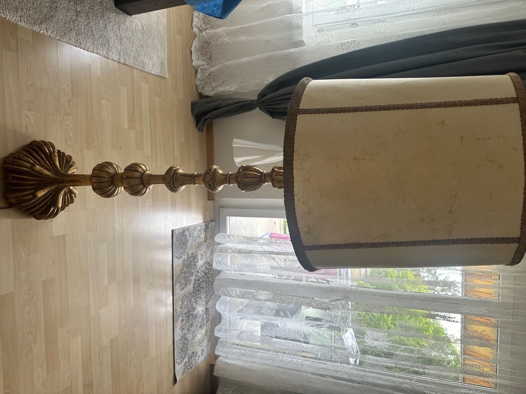 Lampade: Antike Stehlampe Goldig – Usato da niederhasli venduto da rami016 1