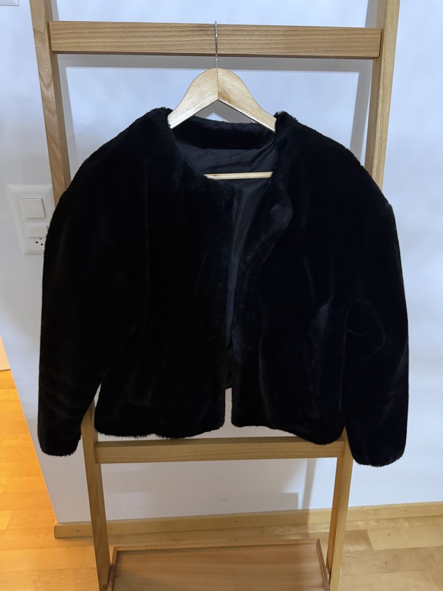 Boleros: Felljacke elegant  – Gebraucht aus Neerach von the_modern_mini