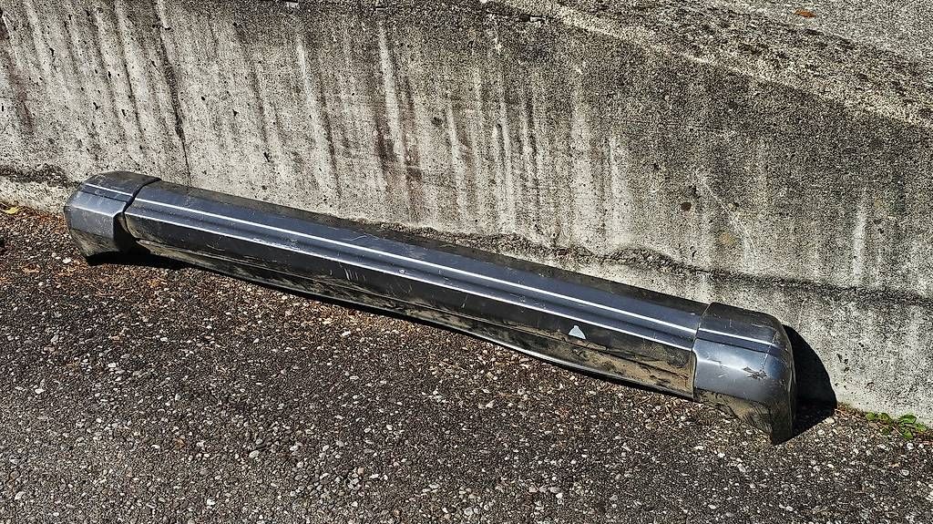 Jeep Tutti pezzi di ricambio auto: Stossstange hinten grau Jeep Cherokee XJ – Usato da Wettswil venduto da Swiss_Outlaw