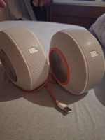 Enceintes JBL blanches avec câble USB, bon état
