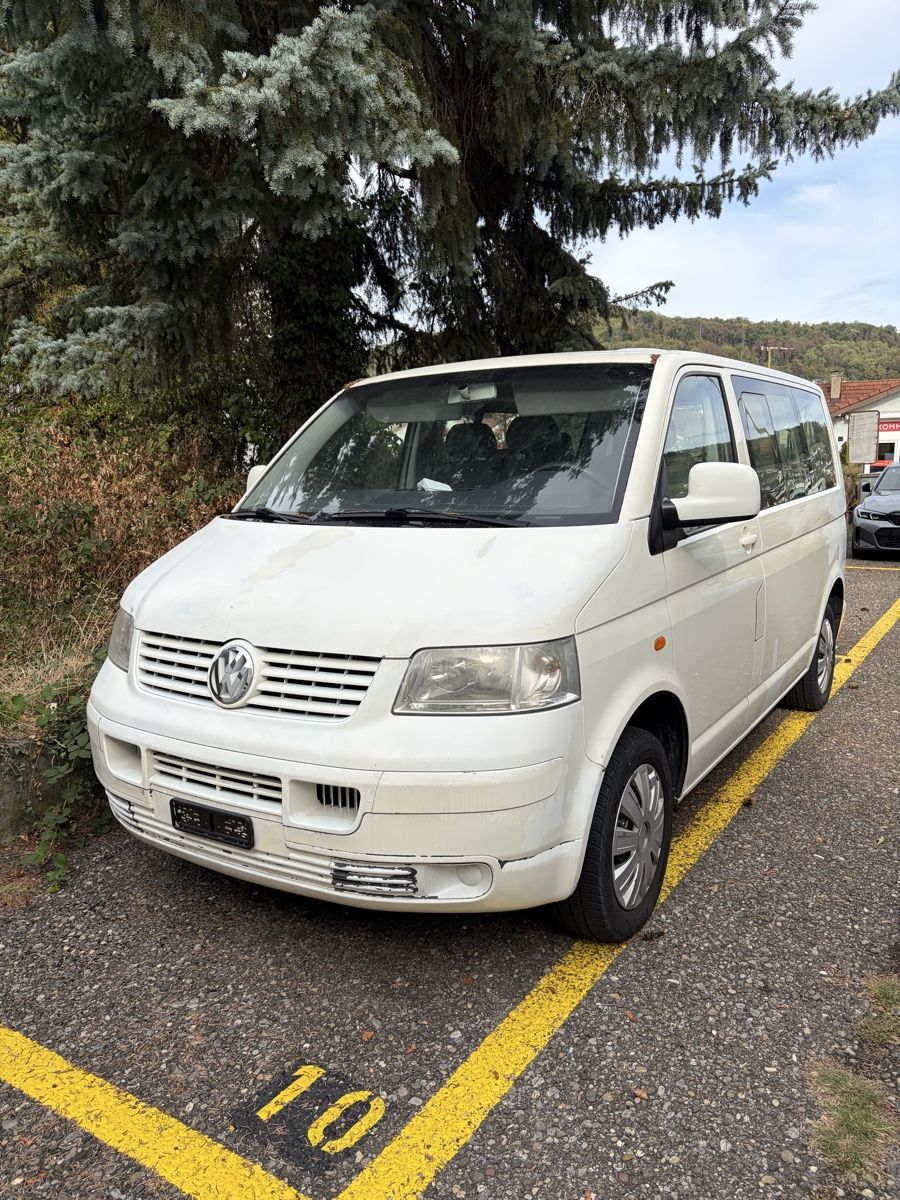 VW Automobili: VW Transporter T5 used condition – Usato da Liestal venduto da ogn_bv52