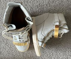 Giuseppe Zanotti Kriss Size 38 White Croc Embossed