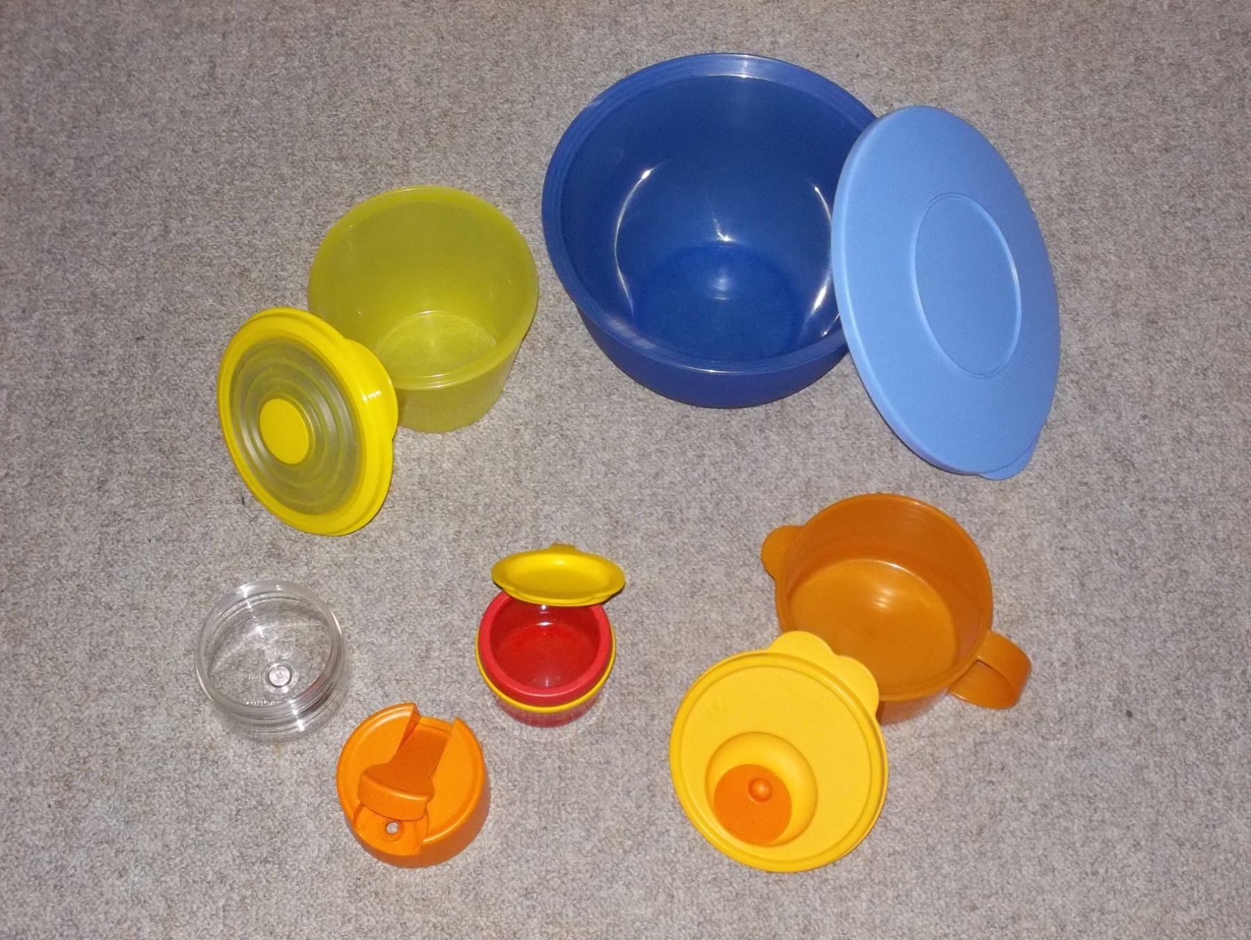 Tupperware Contenitori & Simili: Tupperware Set – Nuovo (secondo la descrizione) da Kaltbrunn venduto da Cindy99 2