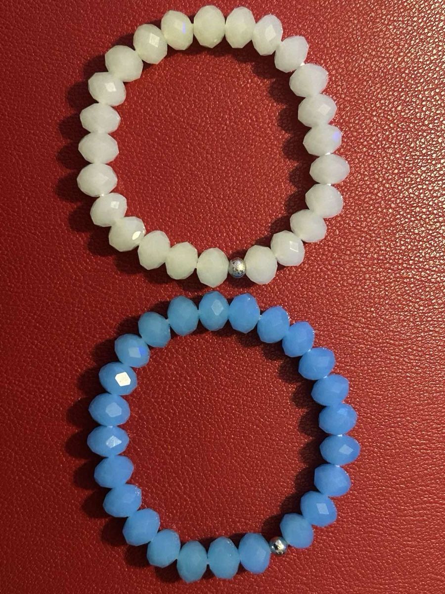 Bracciali & Braccialetti: 2er Set Armbänder, Glasperlen, hellblau und weiss, Neu! – Nuovo (secondo la descrizione) da Triengen venduto da zomavesu 2