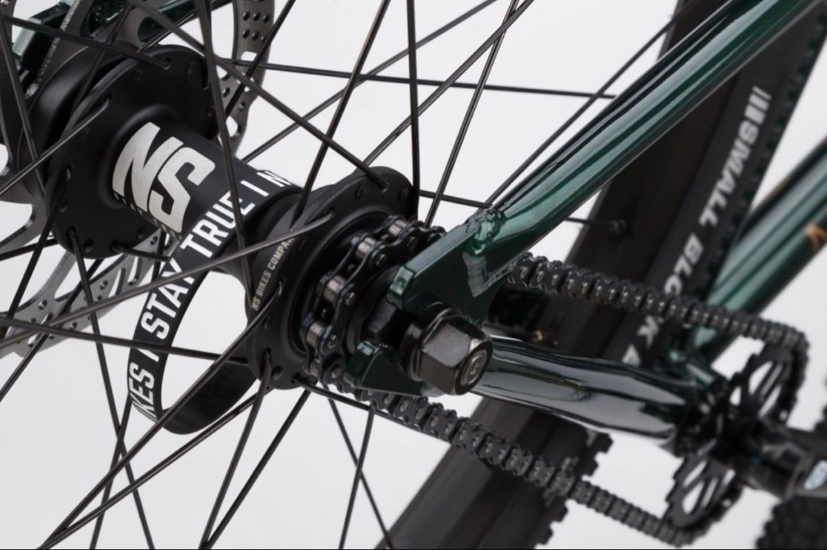 Biciclette: NS Bikes Dirt Jumper Bicycle Green New – Usato da La Chaux-de-Fonds venduto da CRUSH 3