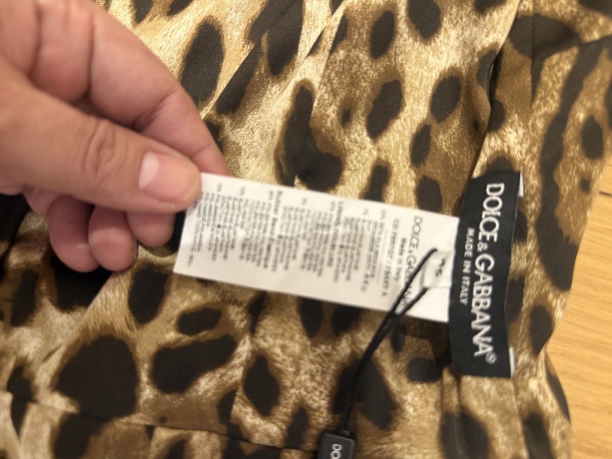 Dolce & Gabbana Vestiti: Robe Dolce & Gabbana léopard taille 46 neuve avec étiquette – Nuovo (secondo la descrizione) da La Croix-de-Rozon venduto da ben_9qlz 5