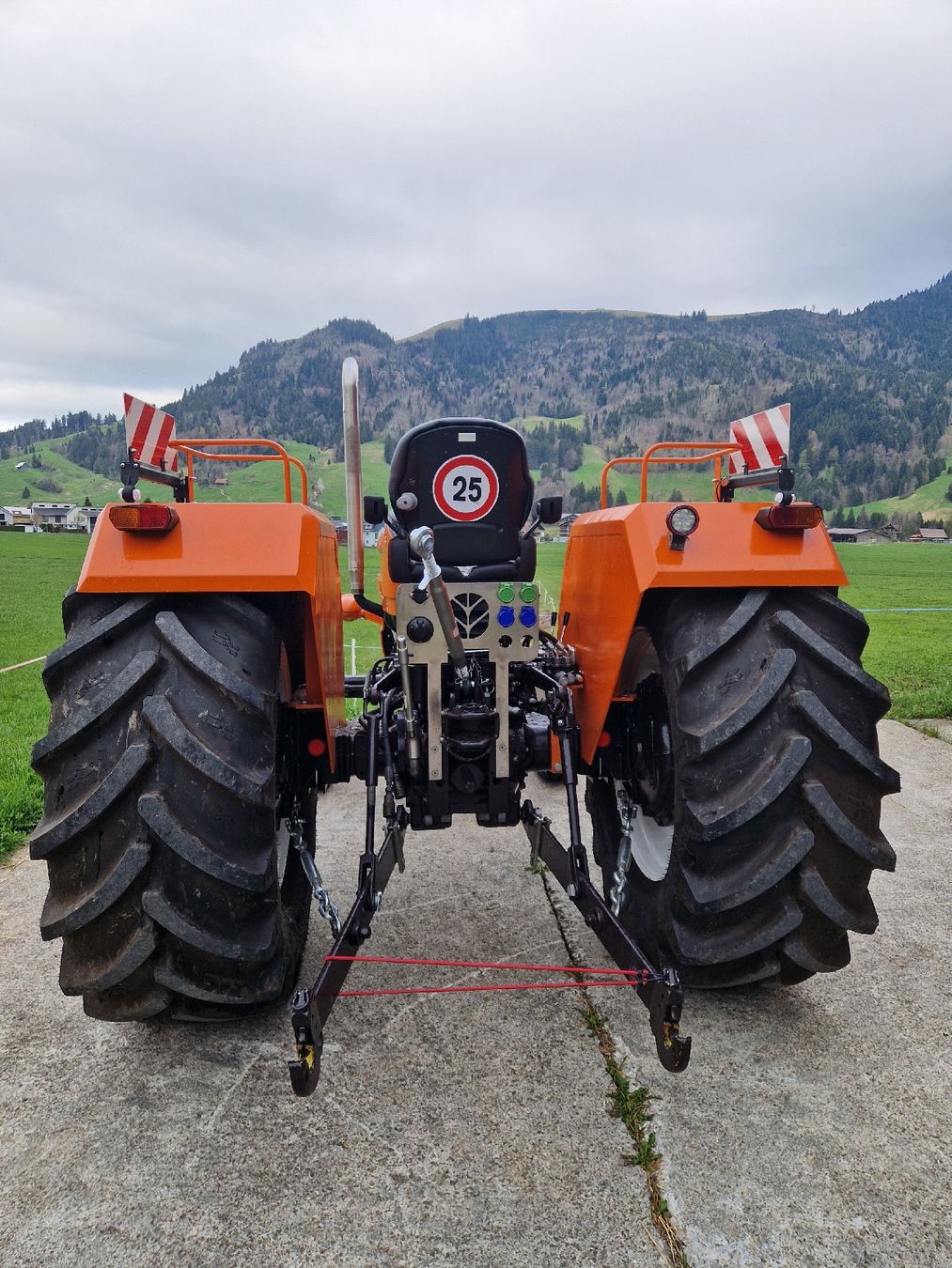 Fiat Trattori: Traktor Fiat 640  – Usato da Trachslau venduto da Mech8840 3