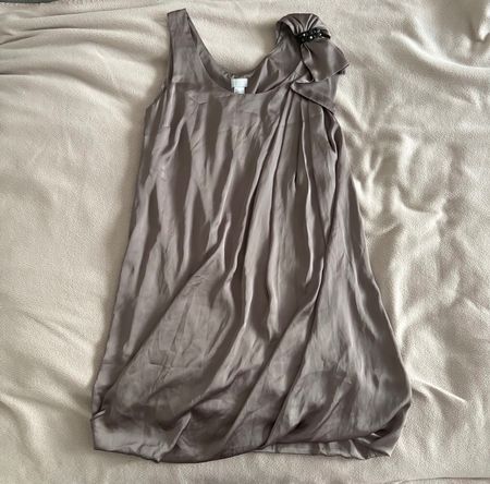 Elegant Brown Cocktail Dress with Bow Detail - Size 40