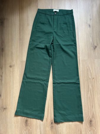 Pantalon vert sapin léger Charlior taille haute évasée