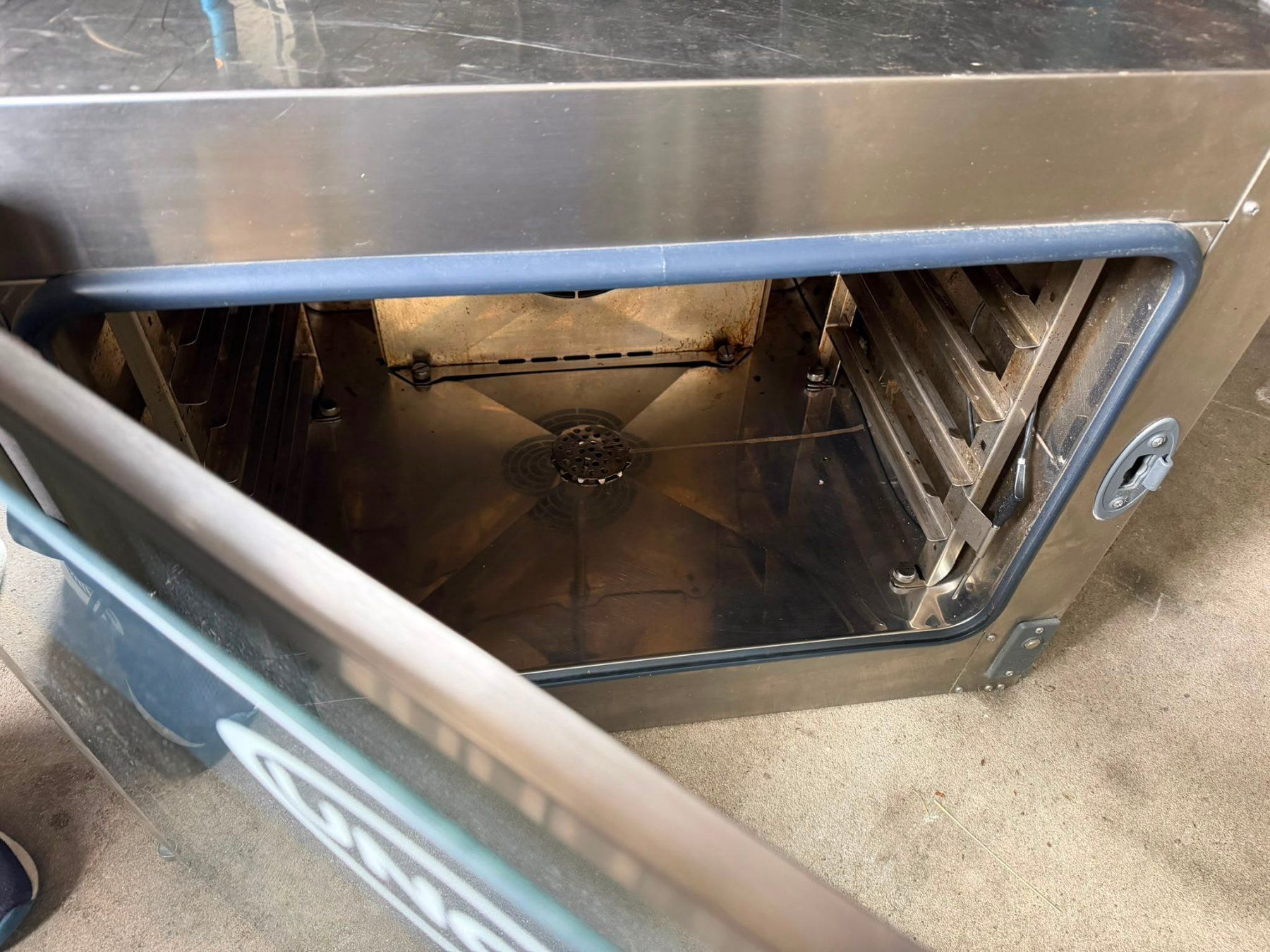 Unox Forni: UNOX ChefTop Kombidämpfer – Usato da Kottwil venduto da Marco.CH_ 1