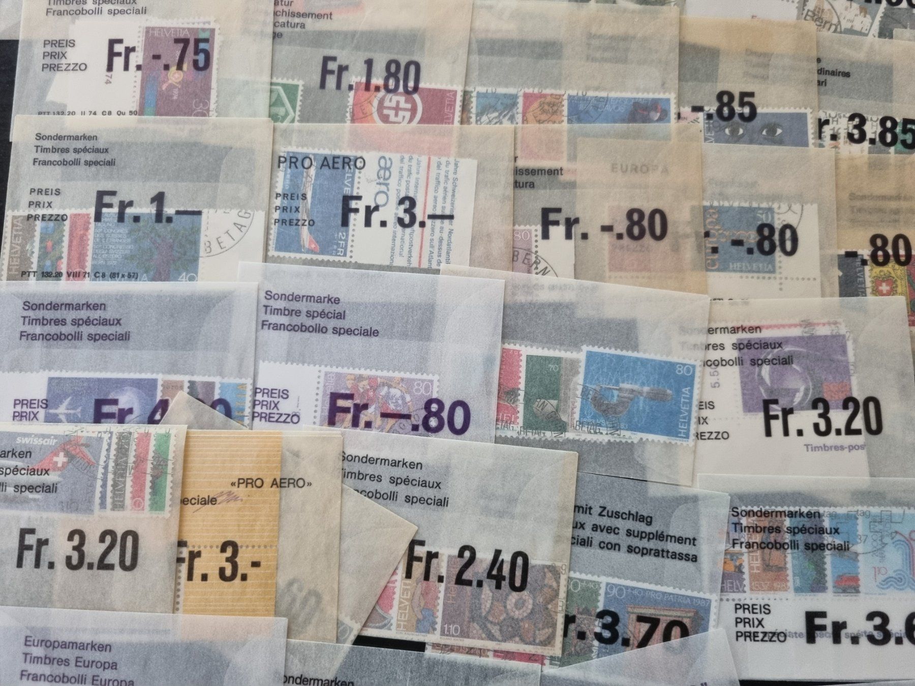 Tutti i francobolli: ca. 220 Pergamintüten mit ABOWARE Schweiz – Usato da Gümligen venduto da Geniusbuy 8