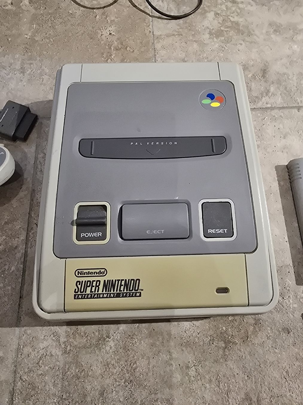 Nintendo Konsolen: Nintendo Konsole mit Controller und Zubehör, SNES – Gebraucht aus Rupperswil von Faze123 1