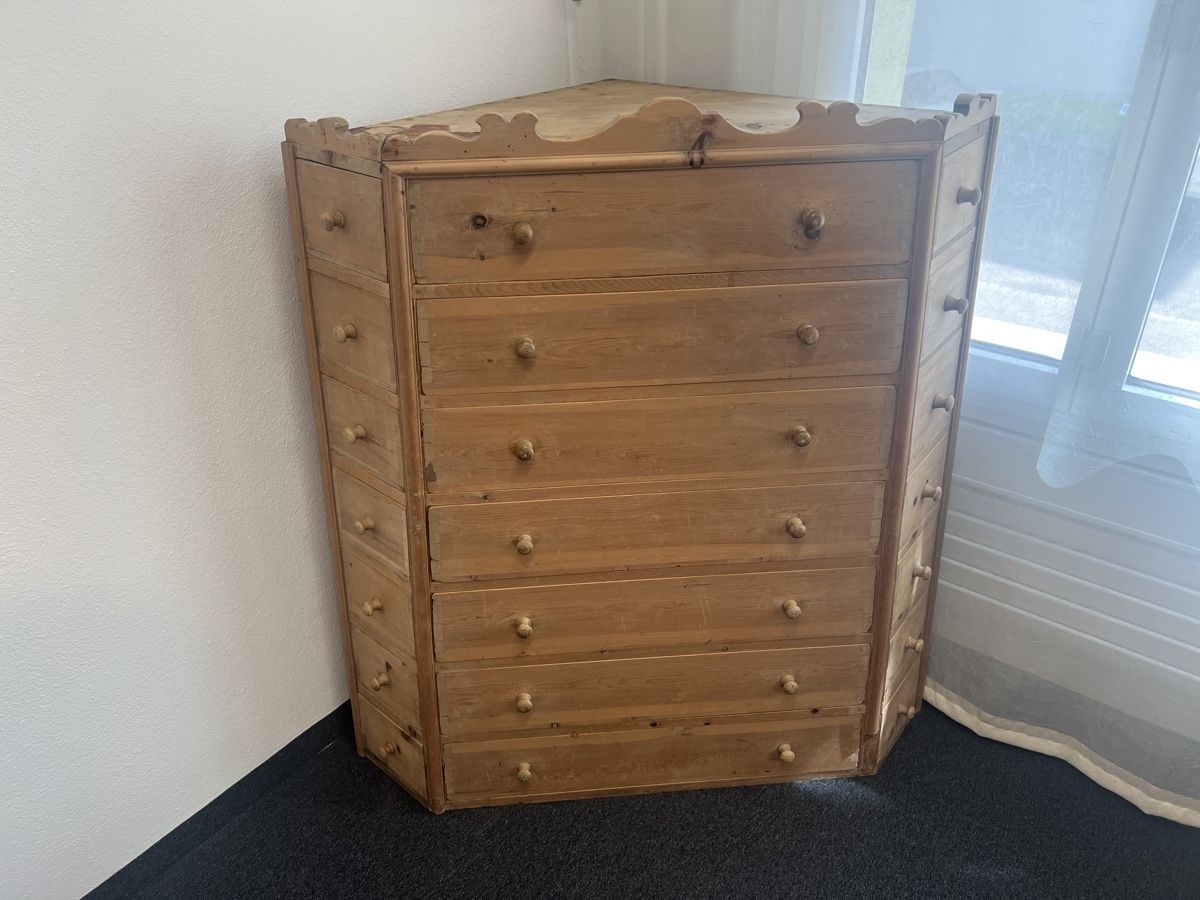 Armadi: Schubladenschrank Engadin – Usato da Gossau SG venduto da Keller-Antiques 2