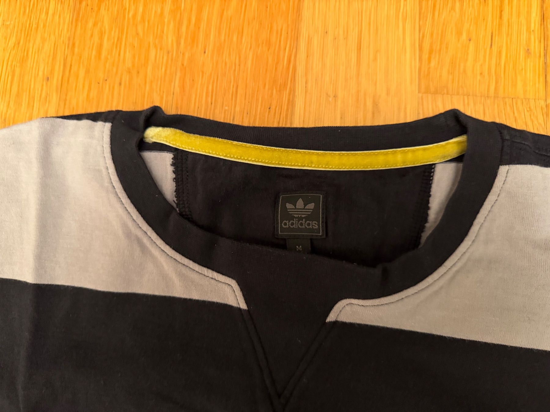 Adidas T-shirt: Neues Adidas T-Shirt Grösse M – Nuovo (secondo la descrizione) da Bettlach venduto da Tradenet100 3
