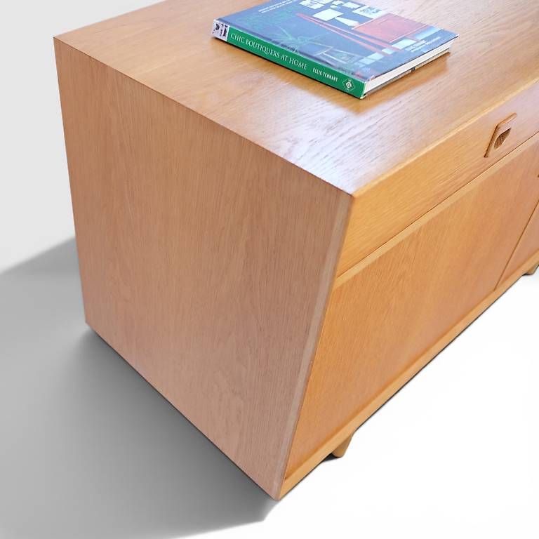 Cassettiere: Mid Century danish oak Sideboard by Brouer – Usato da basel venduto da vintory.ch 7