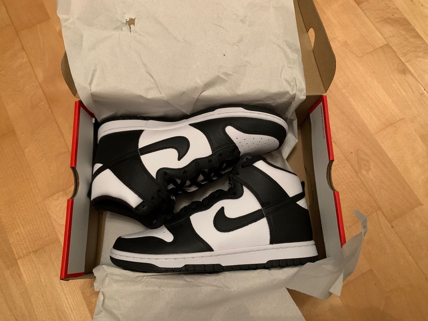Nike Herrenschuhe: Nike Dunk Hi 42 – Neu und originalverpackt aus Wallisellen von ntroulis80 3