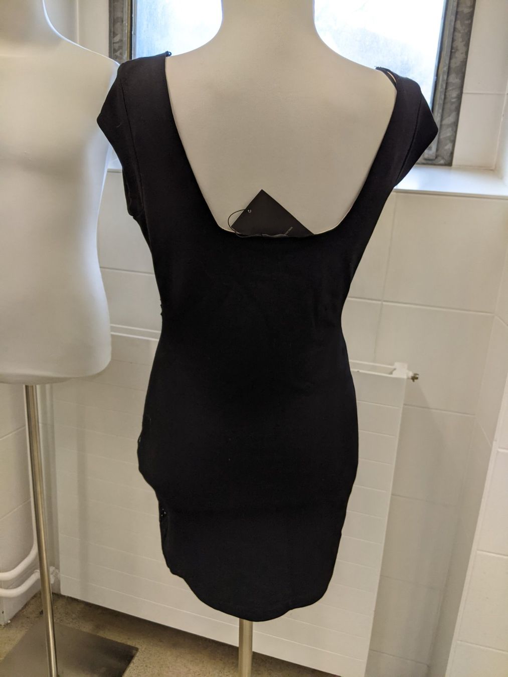 Vestiti: Damen Kleid GR M – Nuovo (secondo la descrizione) da Langnau am Albis venduto da Judithsebi 3