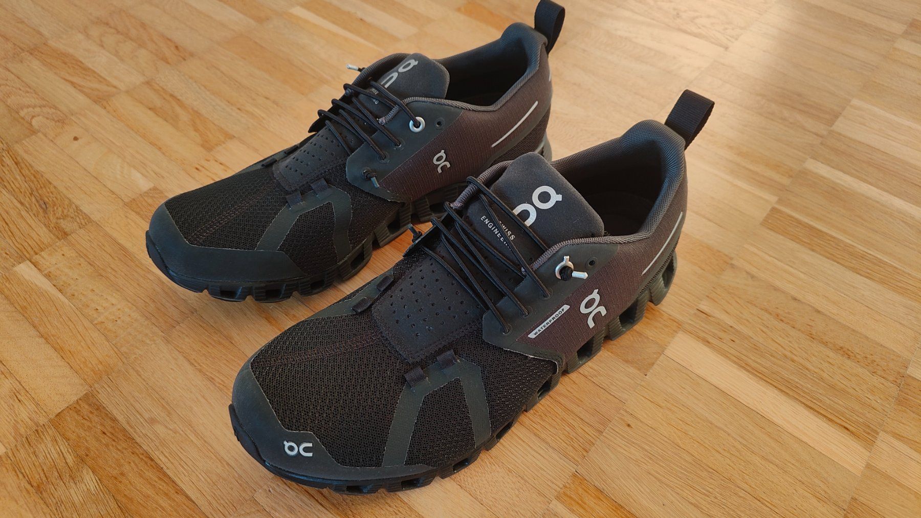 Scarpe da uomo: On Cloud Schuhe, Grösse 42 (wasserfest) – Nuovo (secondo la descrizione) da Uster venduto da swissness11