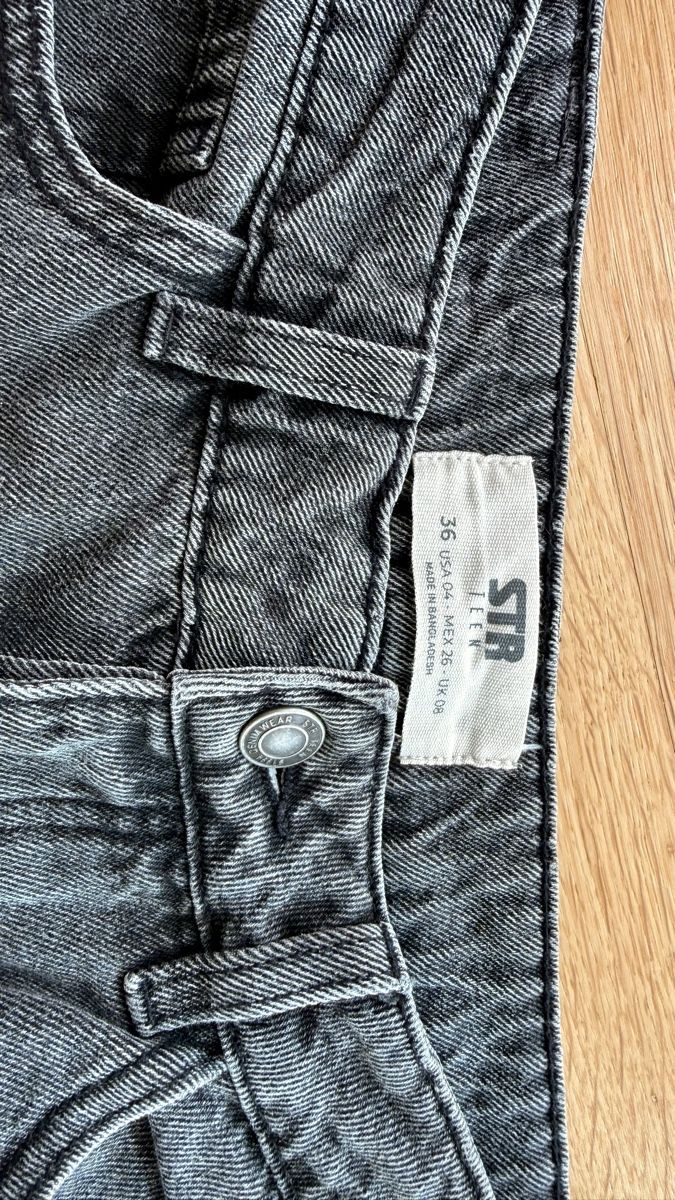 Stradivarius Jeans: STA Jeans, Gr. 36 – D'occasion à Bassersdorf par Bassi55 1