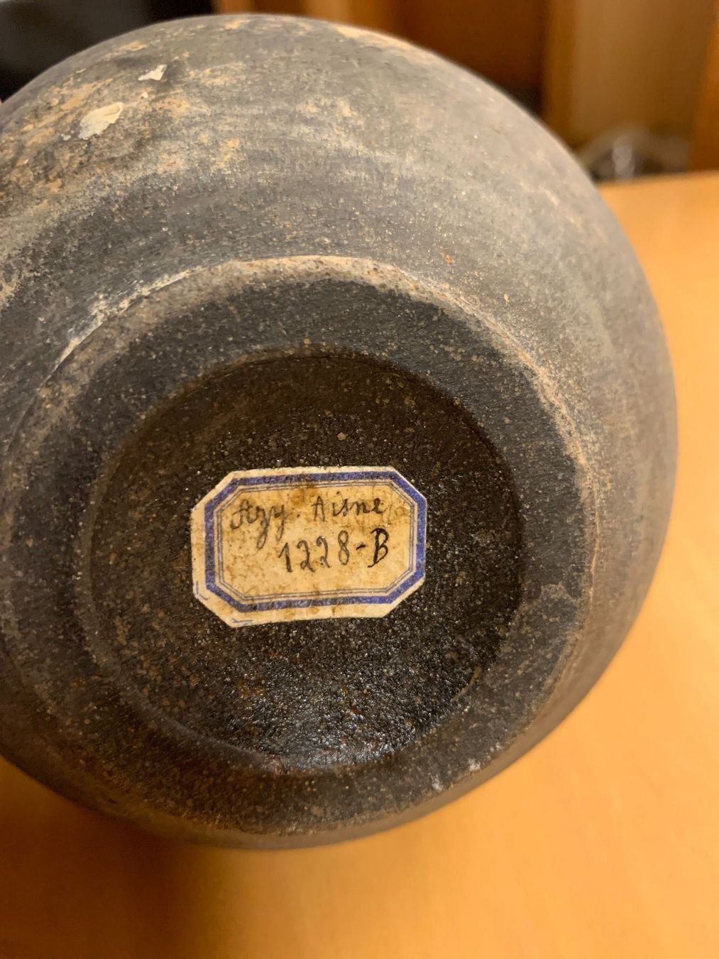 Caraffe: Sehr alter Ölkrug – Usato da Saanen venduto da Mikeman2 5