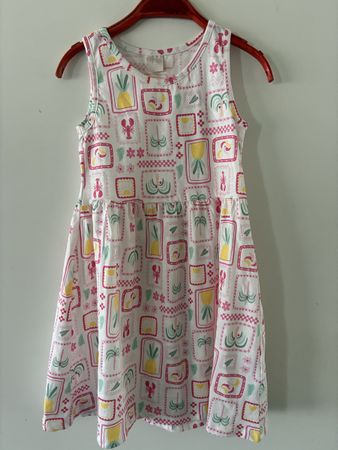 Tolles Kleid Gr. 122, Neu
