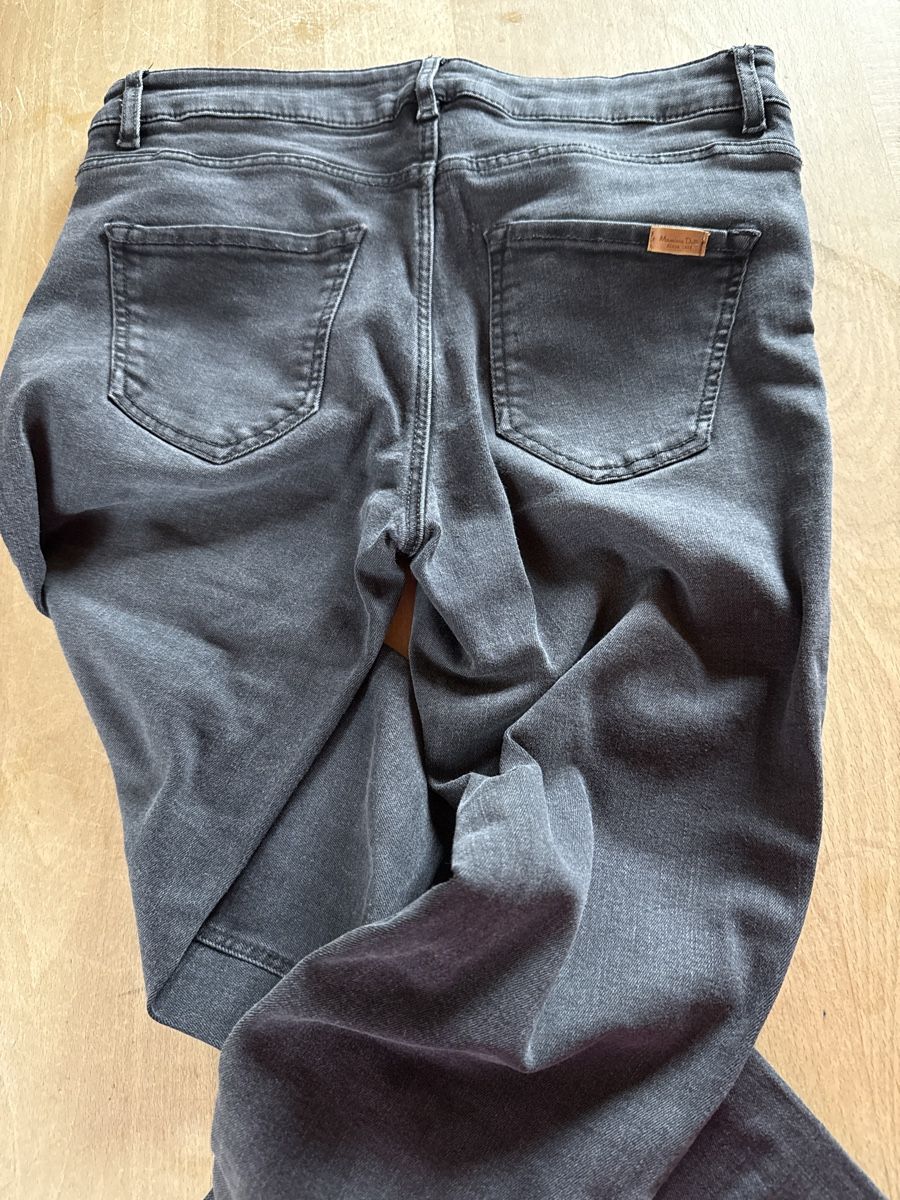 Massimo Dutti Jeans: Jeans schwarz Grösse 36 Massimo Dutti – Usato da Dettighofen (Lengwil) venduto da Dolol 2