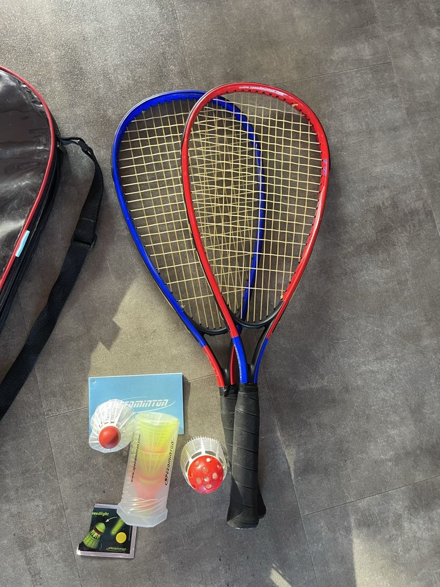 Spiele: Speedminton / Badminton / Federball Set – Gebraucht aus Dörflingen von Benz63 1