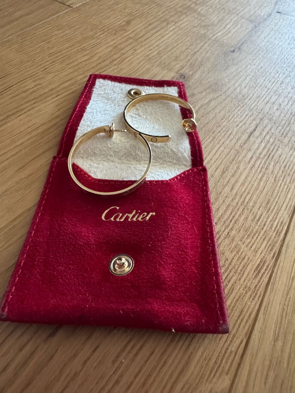 Cartier Orecchini pendenti & Orecchini a lobo: Cartier Love Creolen – Nuovo (secondo la descrizione) da Wittenbach venduto da janine37