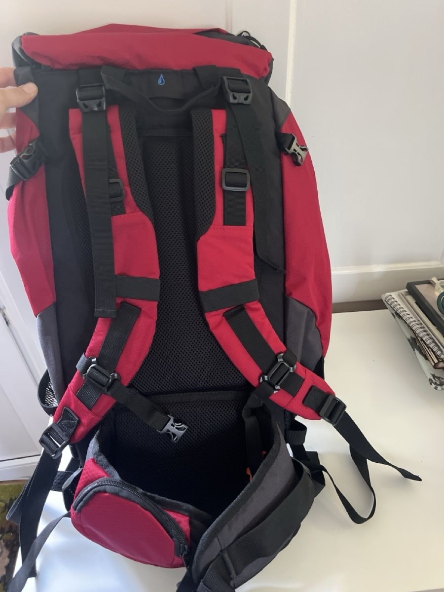 Hi-Tec Sacs à dos: Wanderrucksack – Neuf (Voir description) à Tuggen par bin_pg9d 1